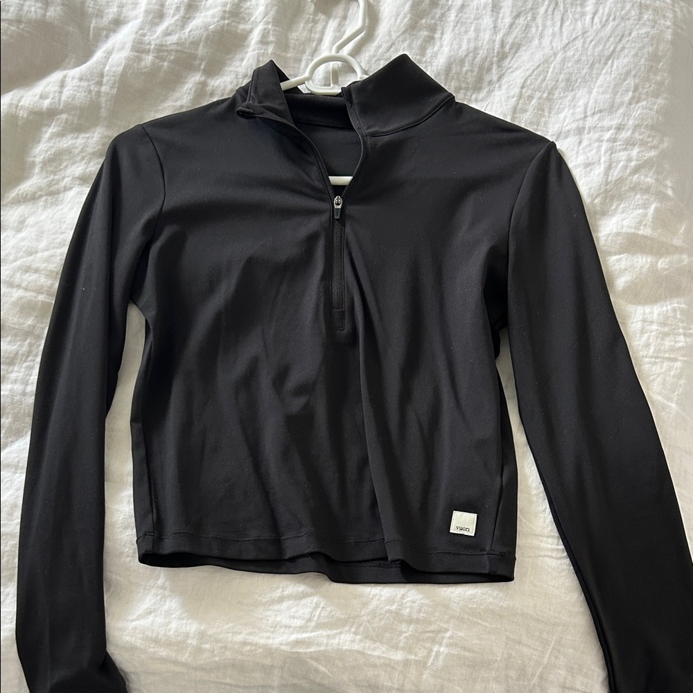 🌸DONATING 9/28🌸 Vuori Black Long Sleeve Quarter-Zip Top